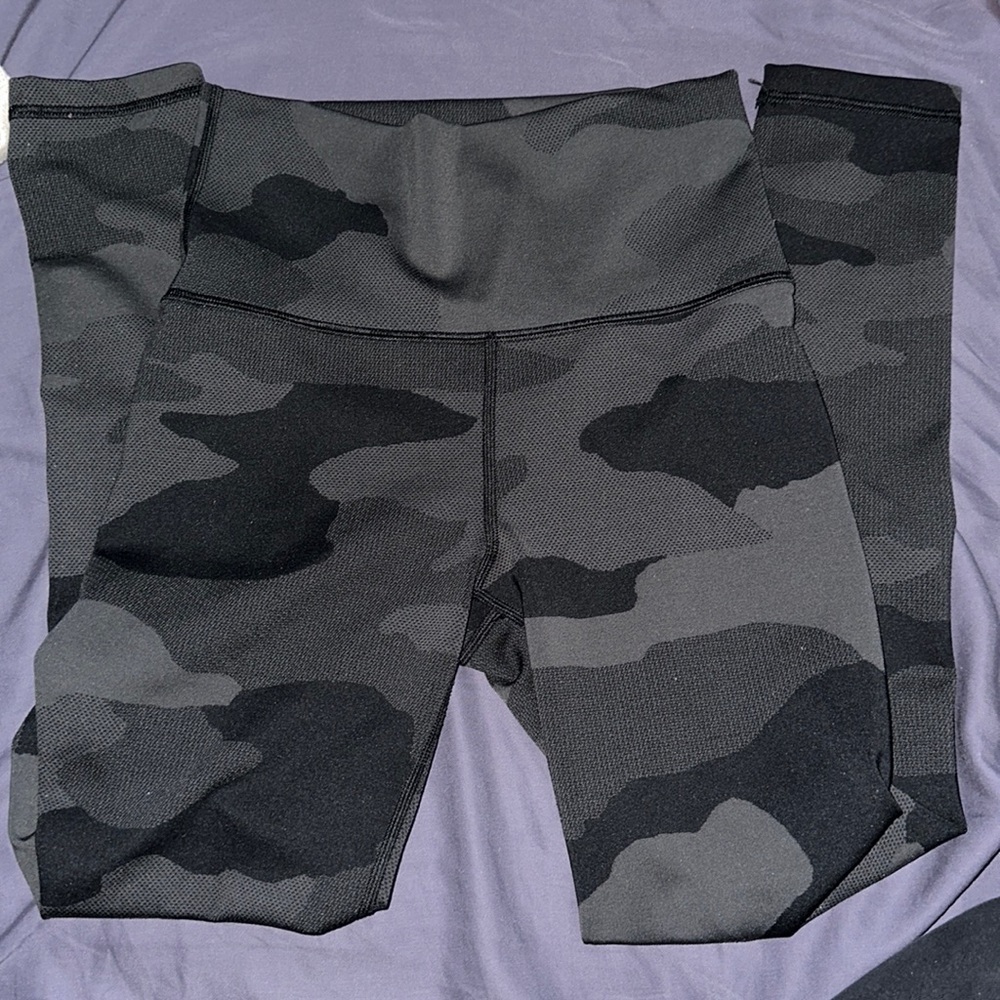 Aerie Camo Leggings
